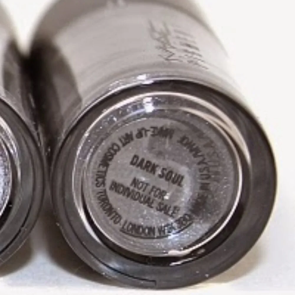 MAC DARK SOUL eye shadow NEW Pigment shimmer rare last one! Limited Edition